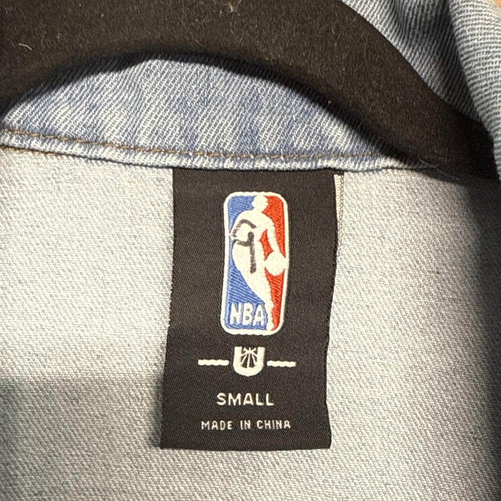 NBA Denim Blue Jean Jacket With Team Logos Size Small Full Button Basketball - Picture 4 of 5